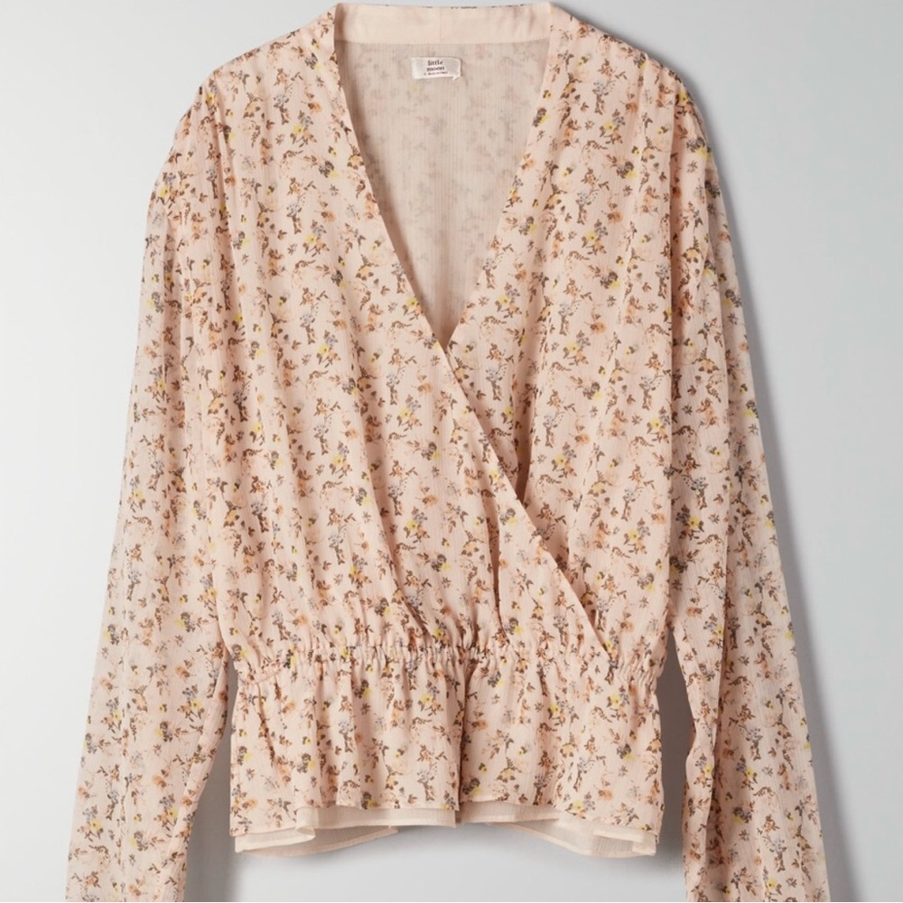 Little moon floral blouse